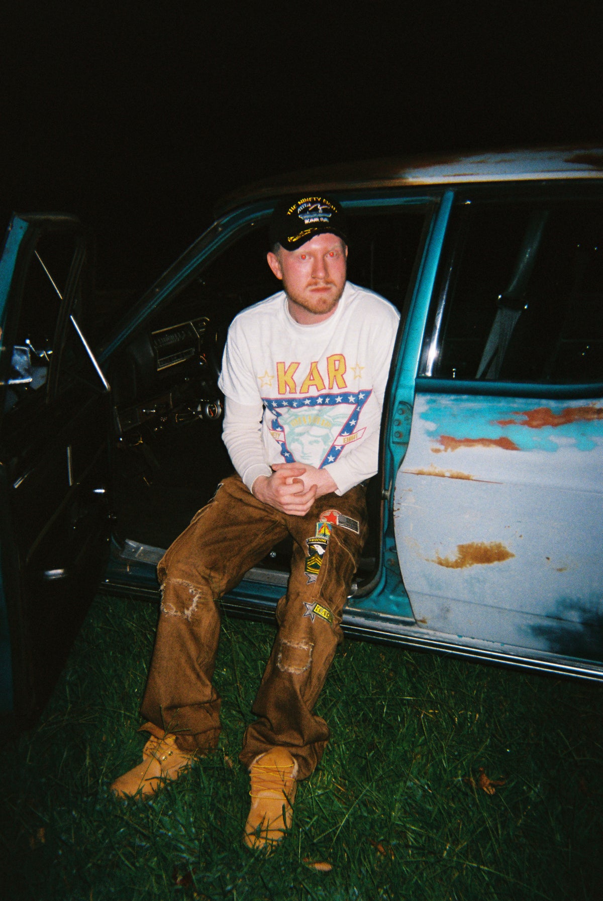 DIRTY PATCH JEANS